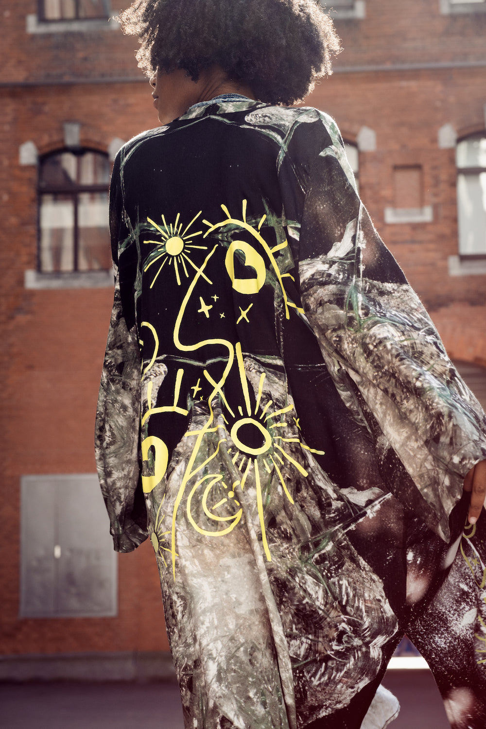 Kimono w/ Lemon Print // HUEREGEIL x SARA SCHAER