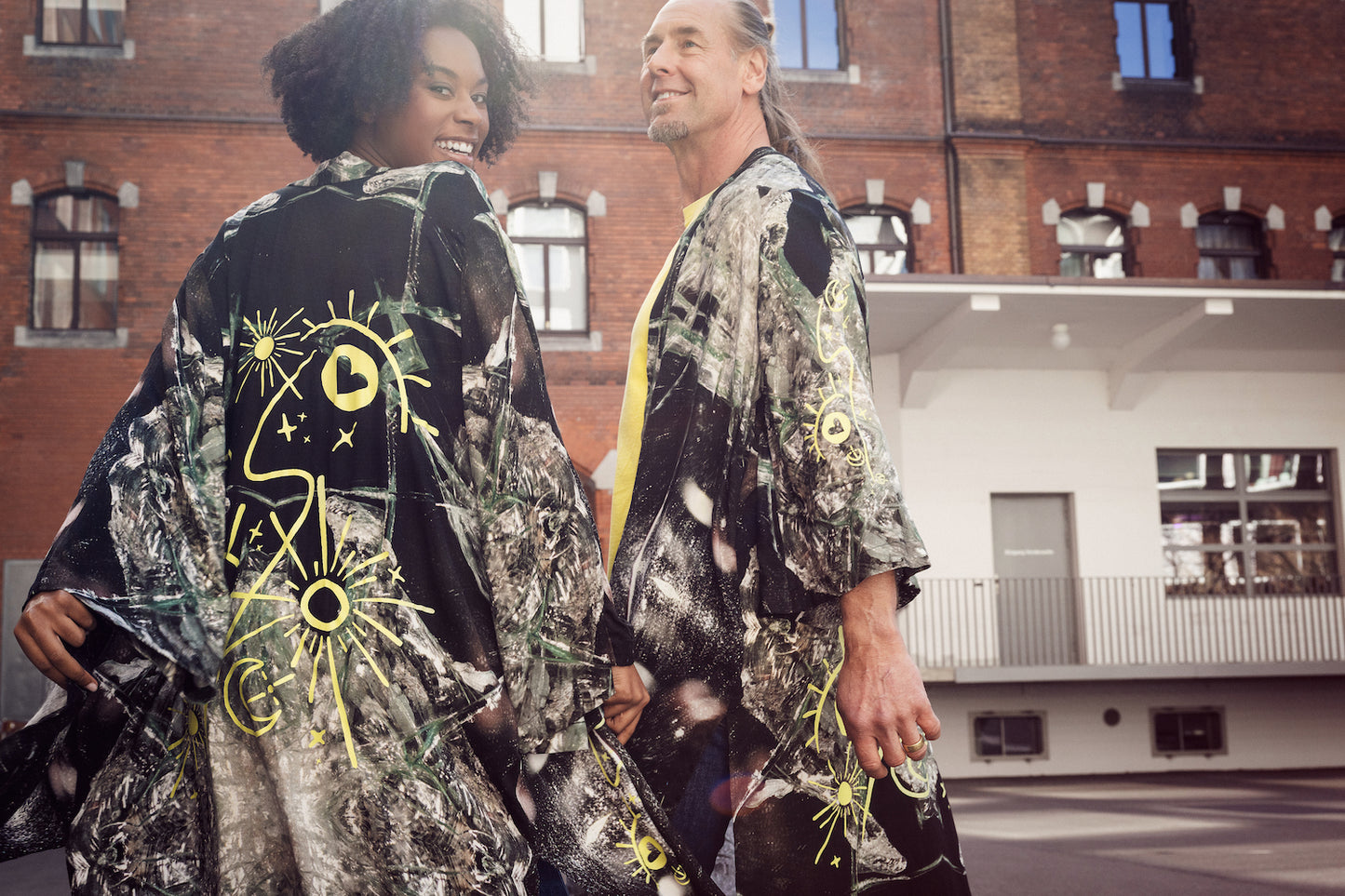 Kimono w/ Lemon Print // HUEREGEIL x SARA SCHAER