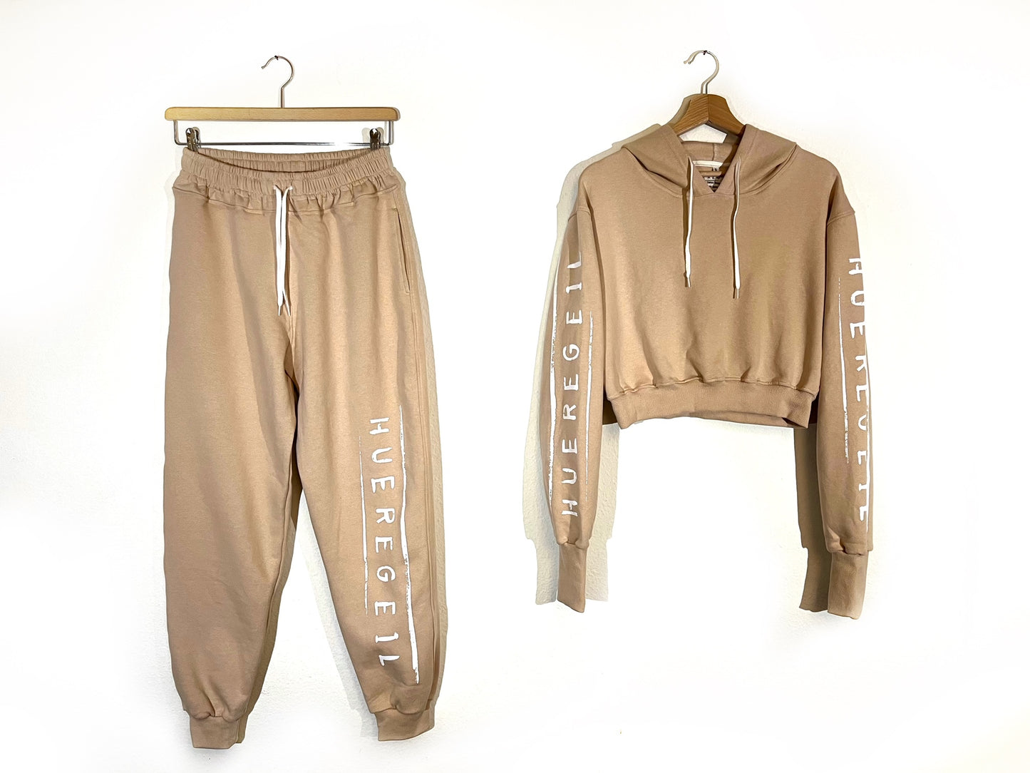 Cropped Hoodie Beige w/ arm print