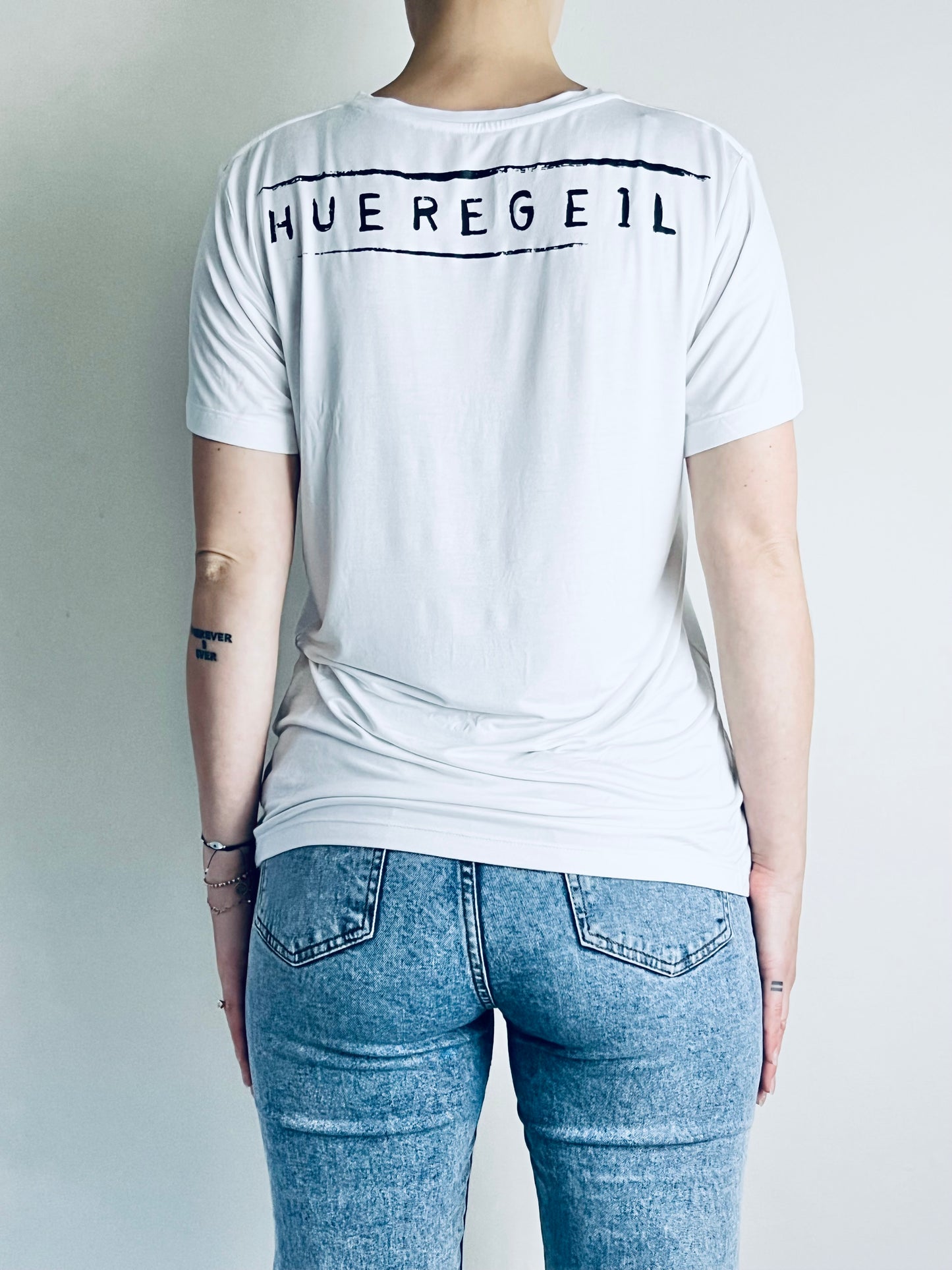 T-Shirt black w/ shoulder print