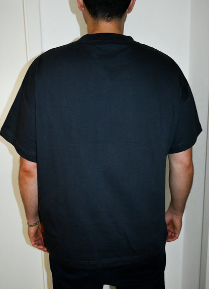 "HG" oversized T-Shirt / Anthrazit mit grauer Bestickung
